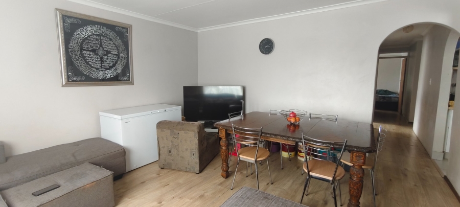 3 Bedroom Property for Sale in Strandfontein Village Western Cape